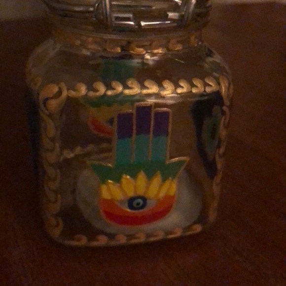 Meet your Posher, Kimberly - Picture 1 of 1